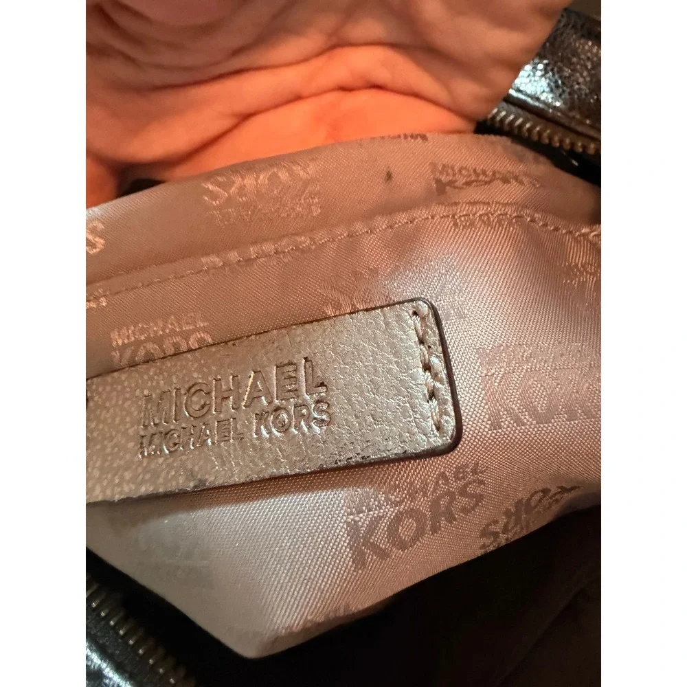 Michael Kors Y2K Women Hobo Bag Medium Silver Leather Fulton MK Medallion